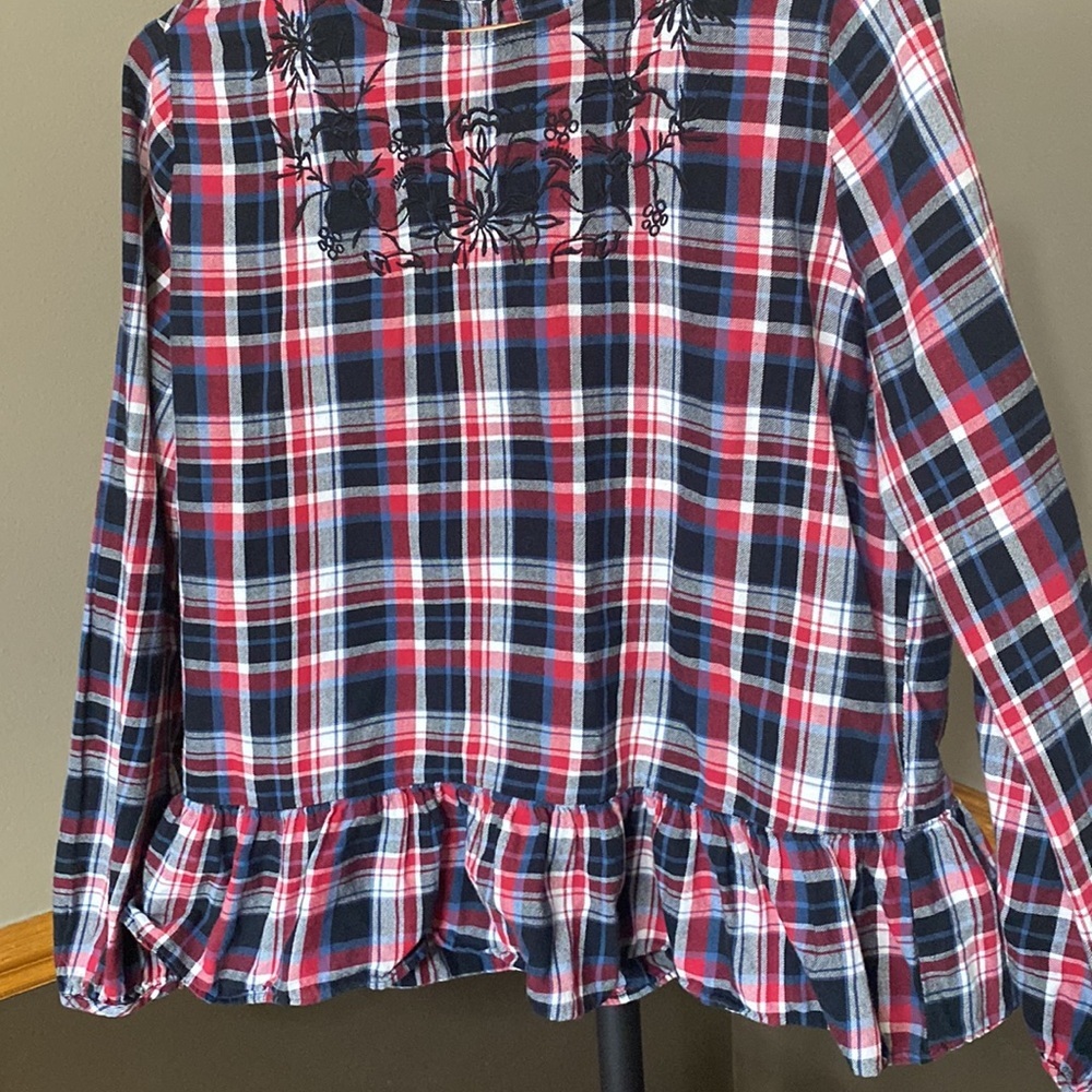 Beachlunchlounge  blue, red, black & white long sleeve flannel peplum top size L - Picture 6 of 8
